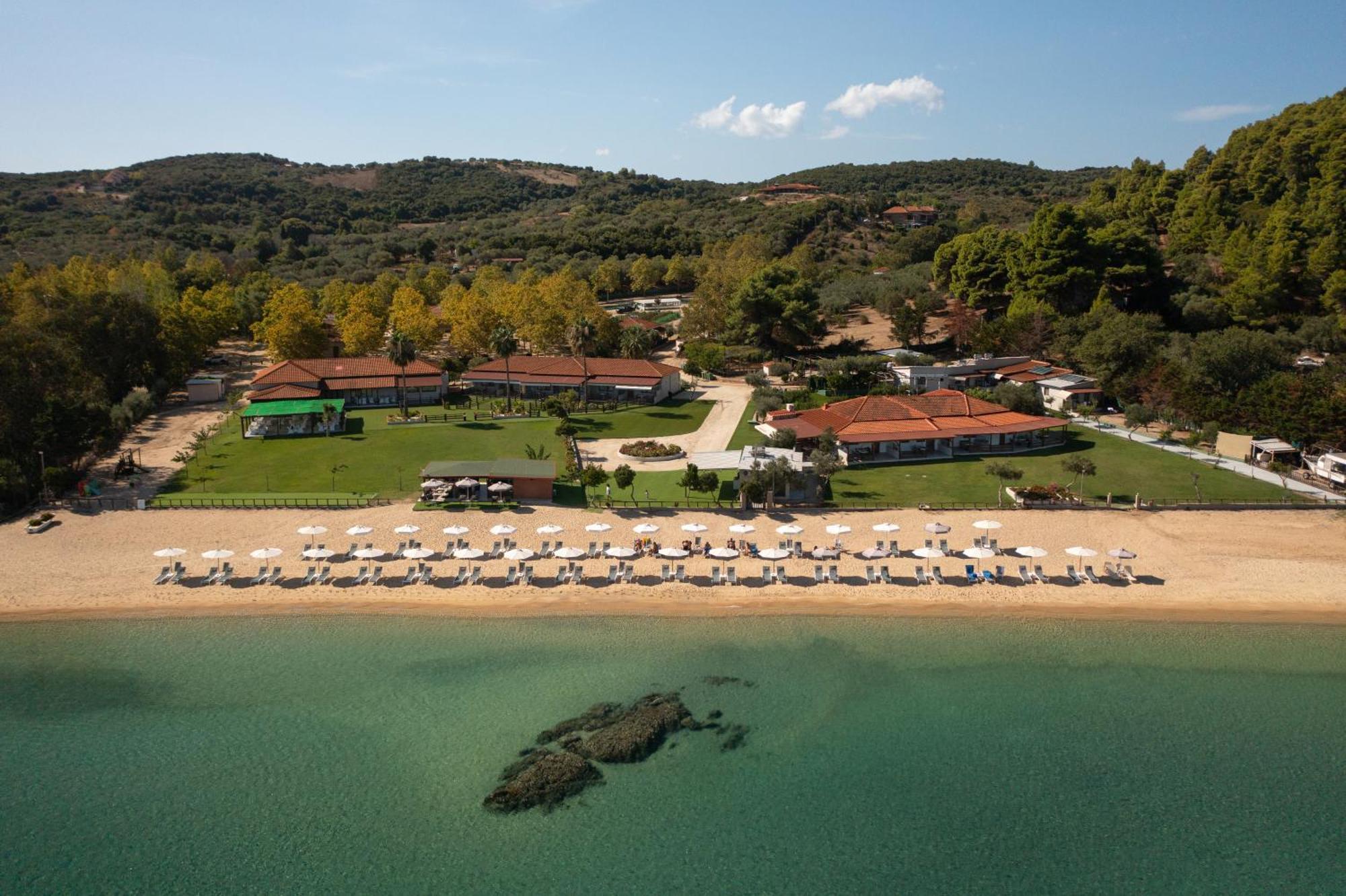 Komitsa Luxury Apartments Nea Roda Dış mekan fotoğraf