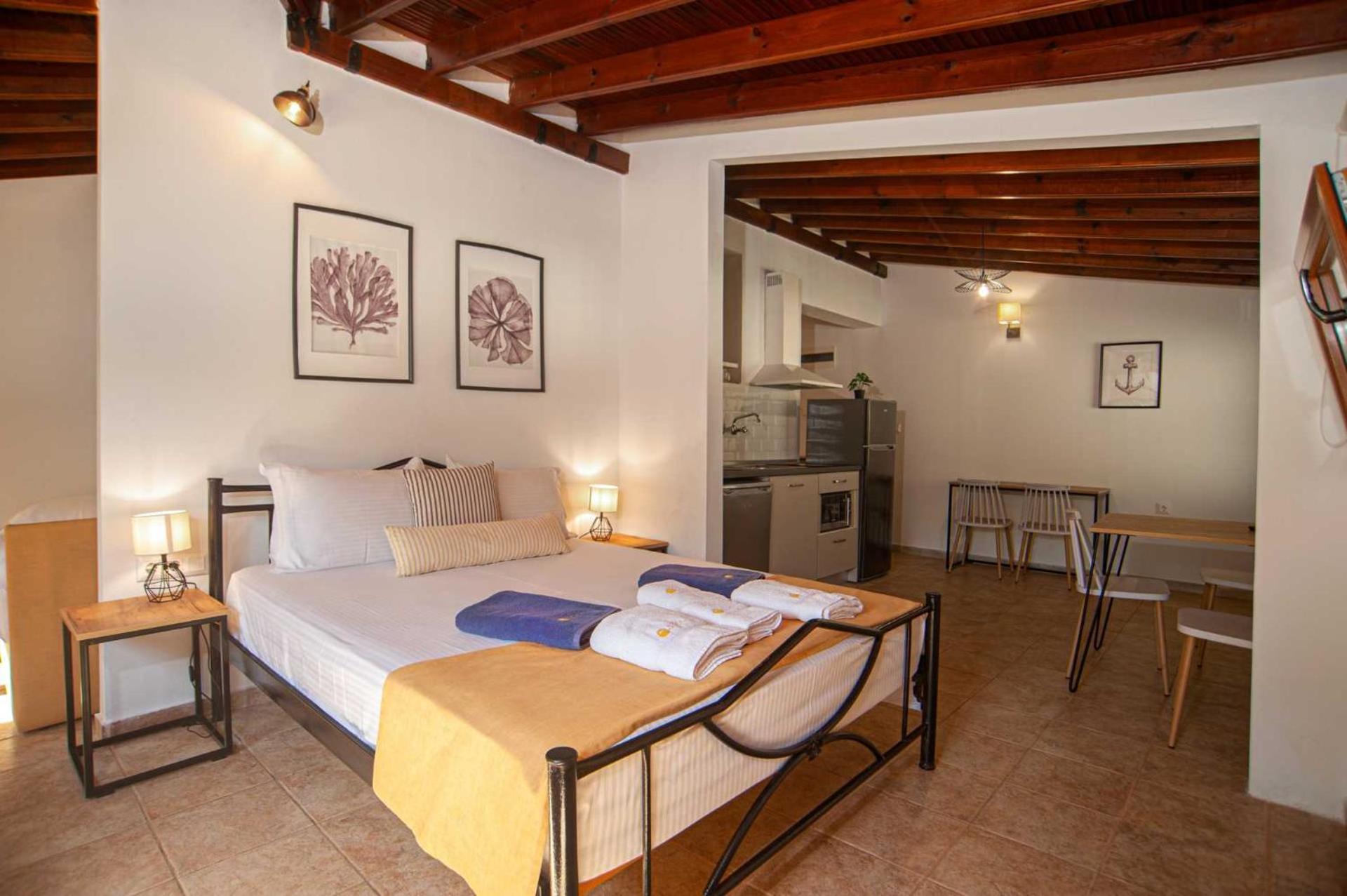 Komitsa Luxury Apartments Nea Roda Dış mekan fotoğraf