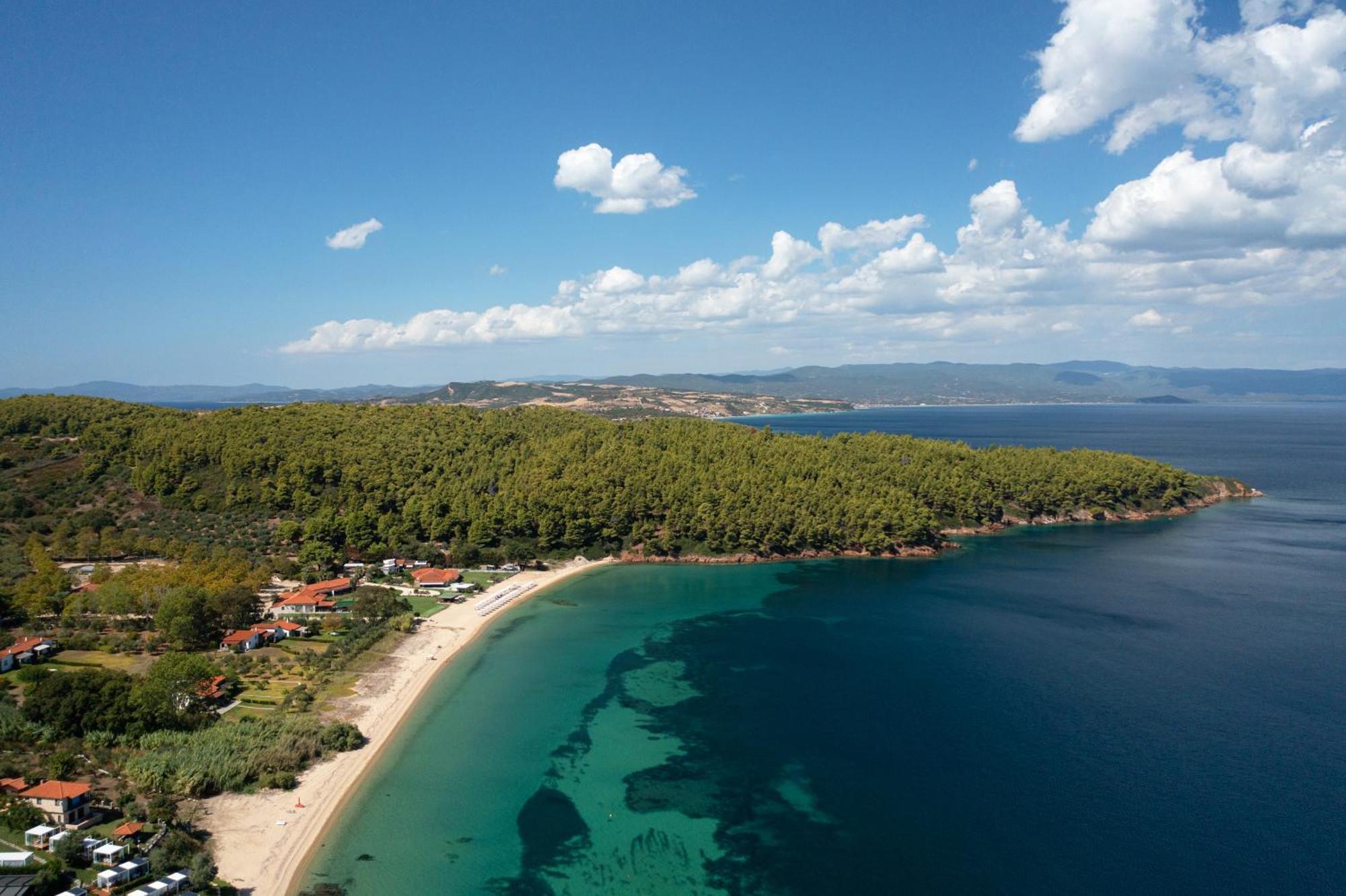 Komitsa Luxury Apartments Nea Roda Dış mekan fotoğraf