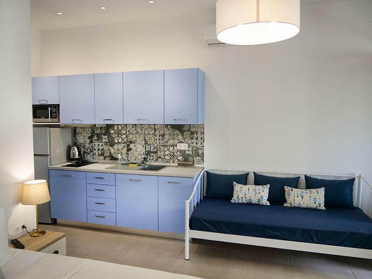 Komitsa Luxury Apartments Nea Roda Dış mekan fotoğraf
